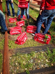 Heul Doch-Tasche_Bahngleise